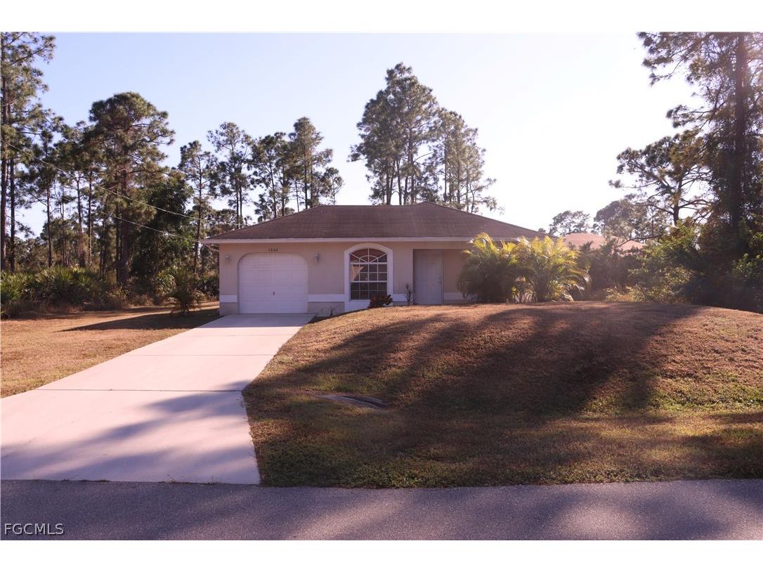 1066 Barnett Street E Lehigh Acres FL 33974 2026008333 image2