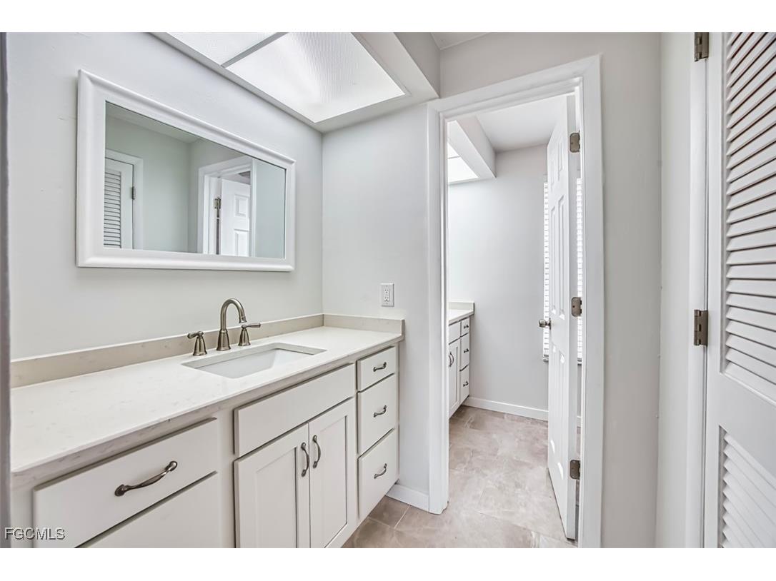 1066 Clarellen Drive Fort Myers FL 33919 2026001619 image13