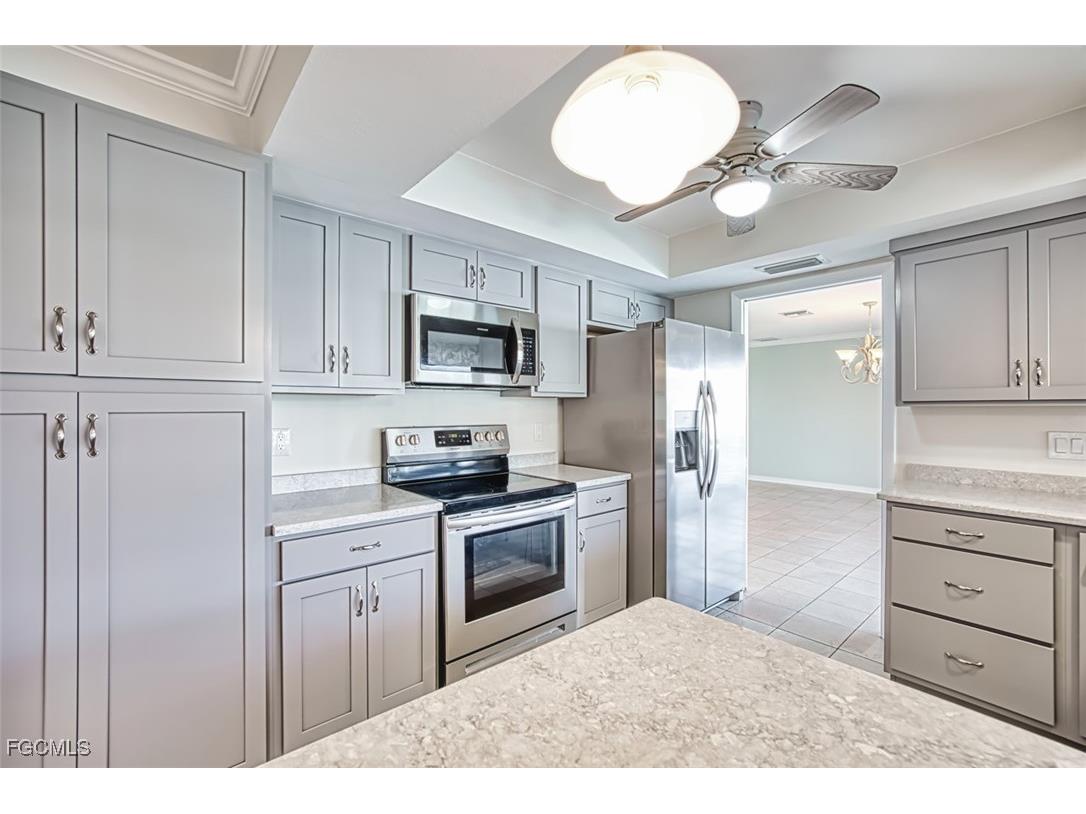 1066 Clarellen Drive Fort Myers FL 33919 2026001619 image17