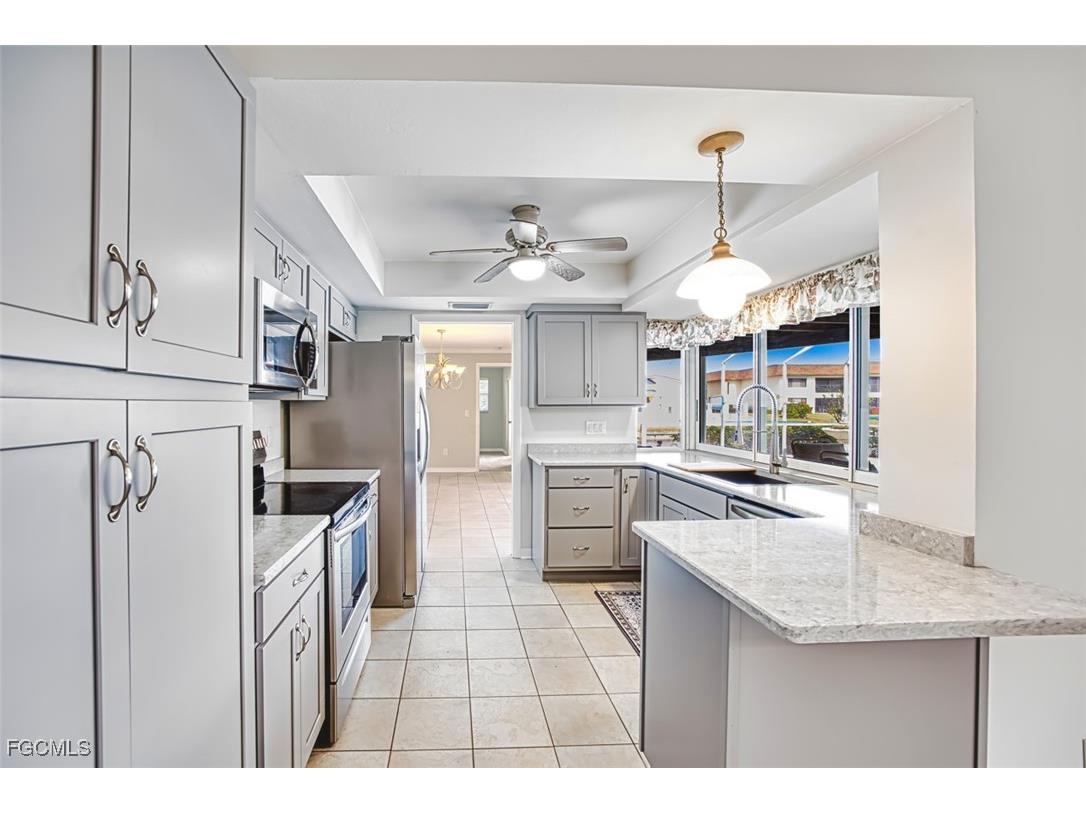 1066 Clarellen Drive Fort Myers FL 33919 2026001619 image18