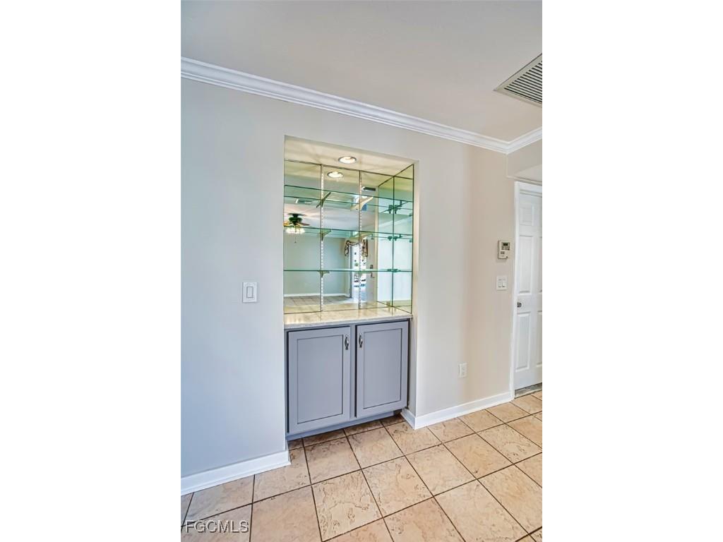 1066 Clarellen Drive Fort Myers FL 33919 2026001619 image20