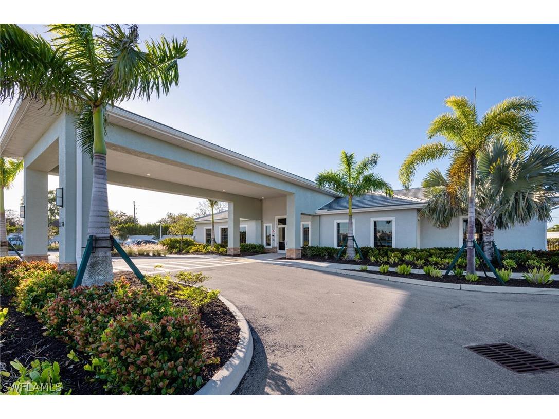 1066 Enbrook Loop Naples FL 34114 224026980 image1