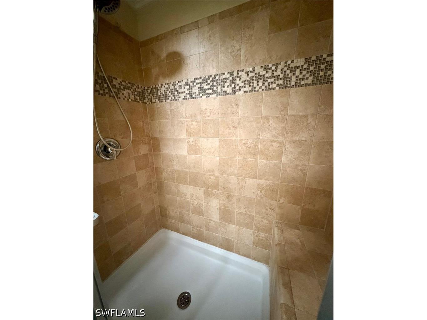 1066 Silver Lakes Boulevard Naples FL 34114 226017371 image18