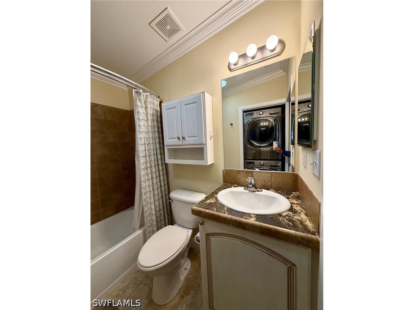 1066 Silver Lakes Boulevard Naples FL 34114 226017371 image28
