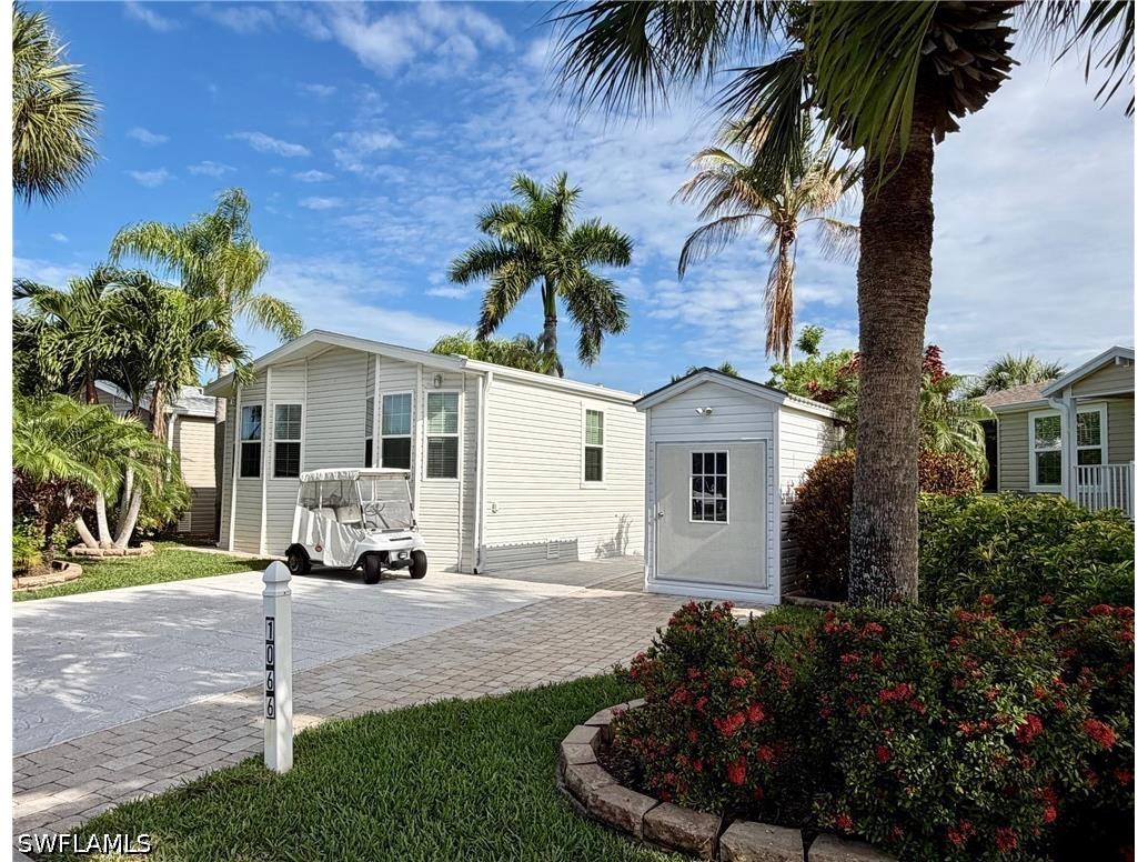 1066 Silver Lakes Boulevard Naples FL 34114 226017371 image3