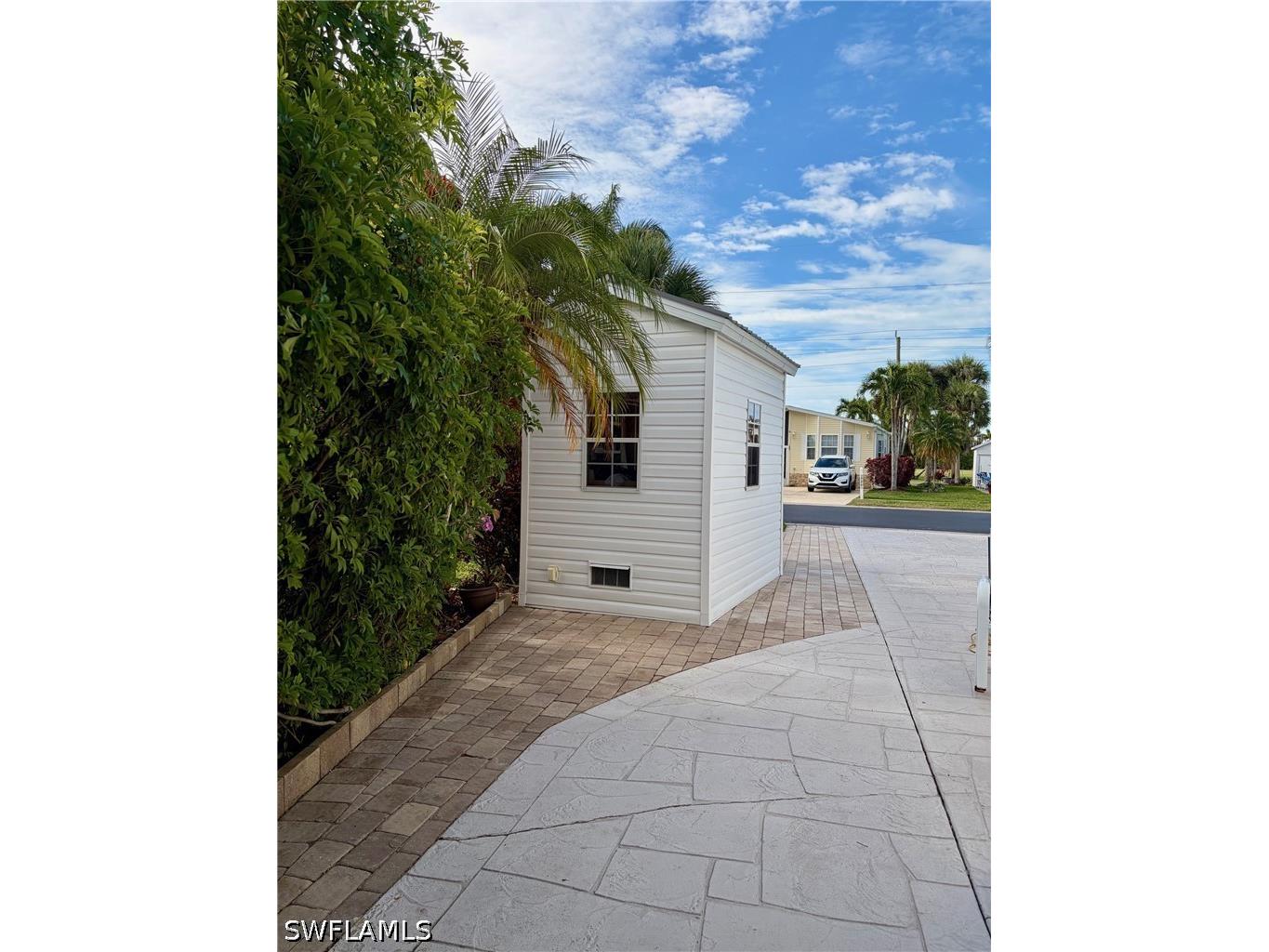1066 Silver Lakes Boulevard Naples FL 34114 226017371 image6