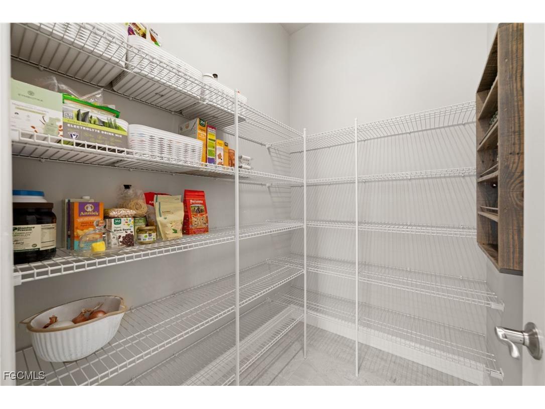 10661 Essex Square Boulevard Fort Myers FL 33913 2025023840 image12