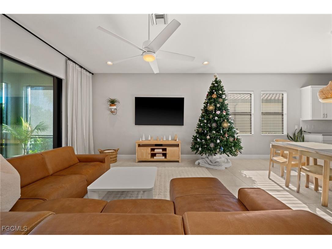 10661 Essex Square Boulevard Fort Myers FL 33913 2025023840 image19