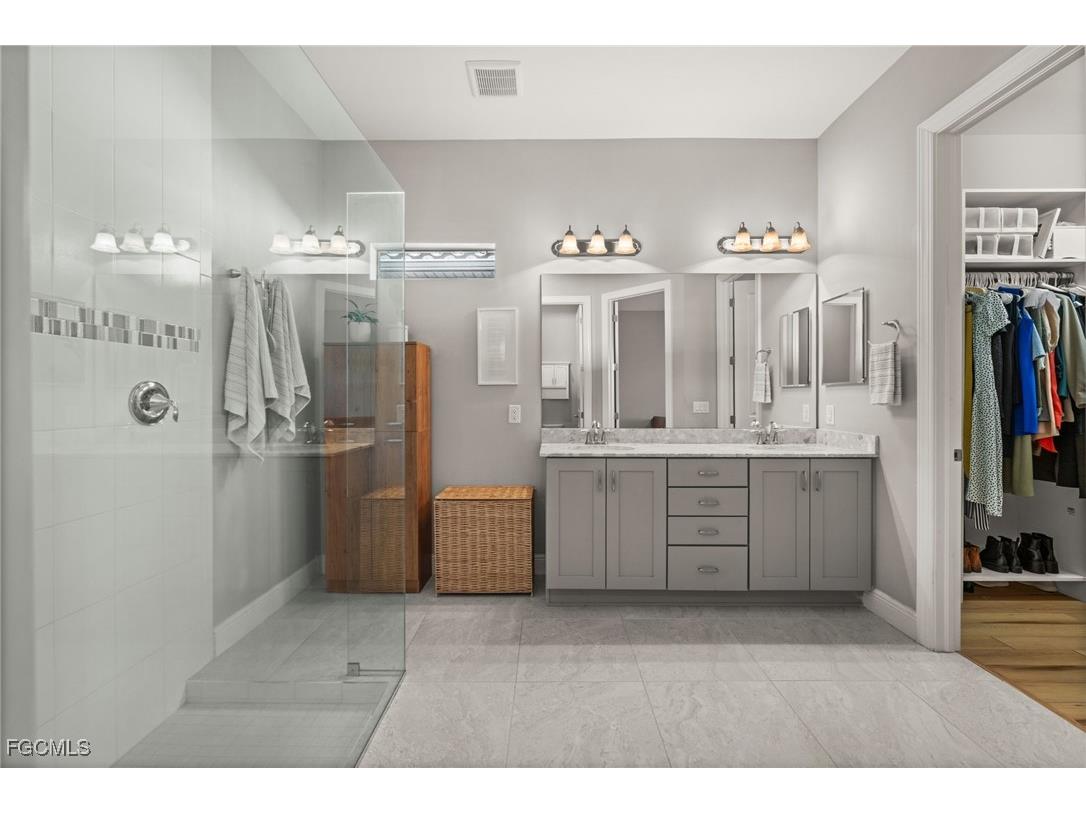 10661 Essex Square Boulevard Fort Myers FL 33913 2025023840 image26