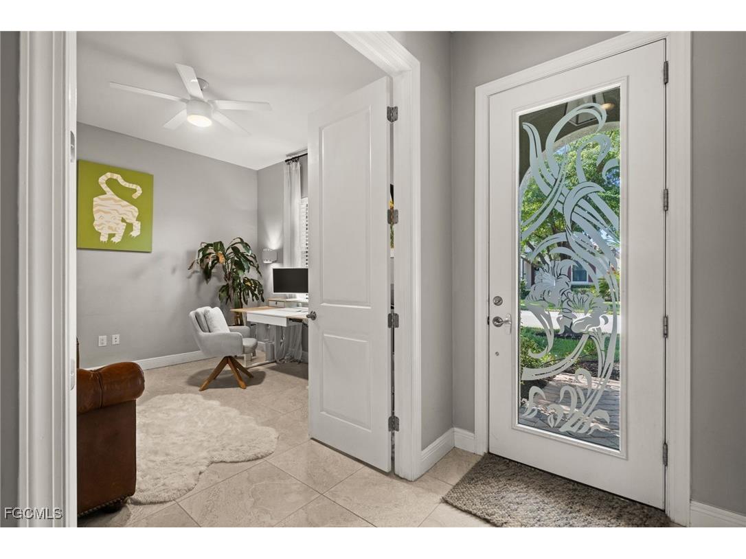 10661 Essex Square Boulevard Fort Myers FL 33913 2025023840 image4