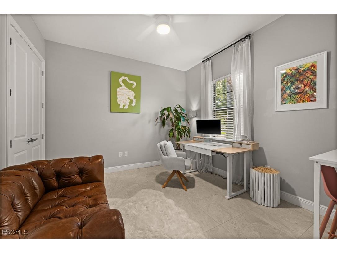 10661 Essex Square Boulevard Fort Myers FL 33913 2025023840 image5