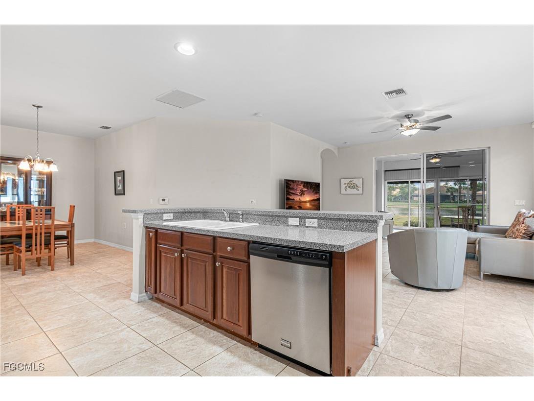 10663 Avila Circle Fort Myers FL 33913 2026002632 image8