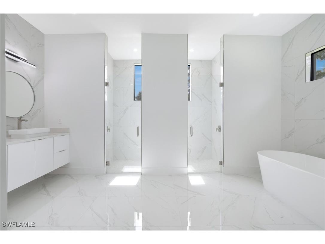 1068 16th Street NE Naples FL 34120 225081080 image13