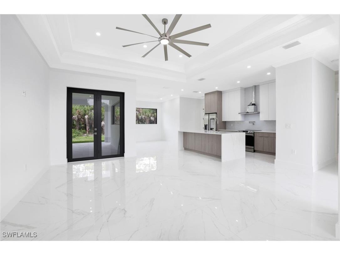 1068 16th Street NE Naples FL 34120 225081080 image2