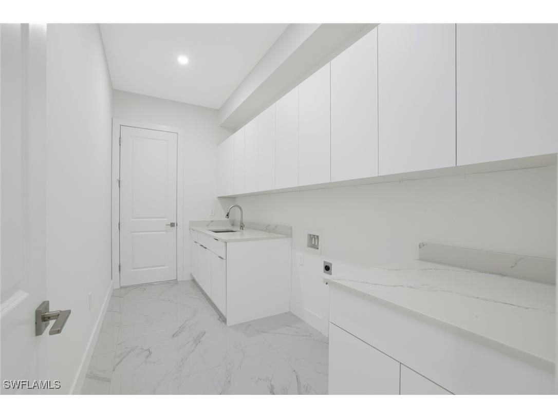 1068 16th Street NE Naples FL 34120 225081080 image23