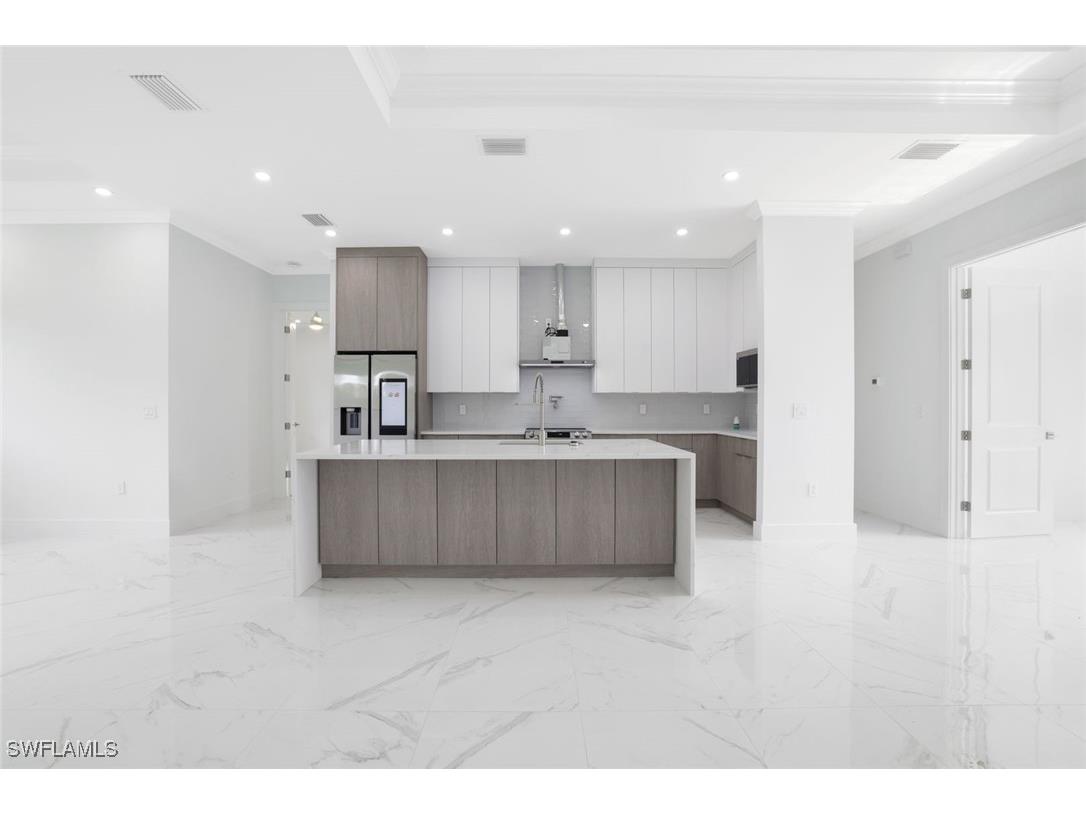 1068 16th Street NE Naples FL 34120 225081080 image5