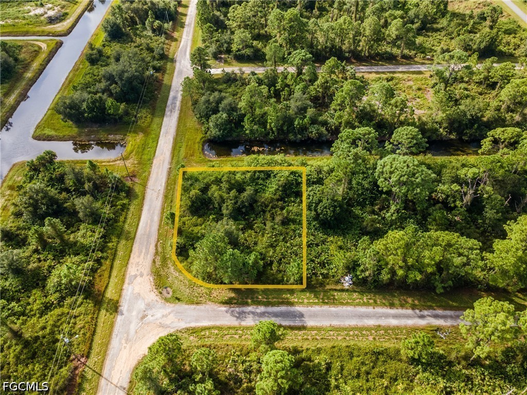 1068 Belmont Street E Lehigh Acres FL 33974 2026026135 image1