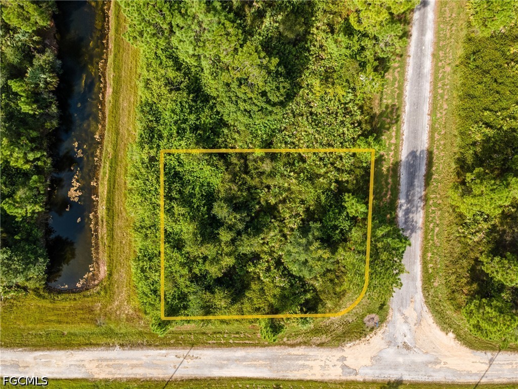 1068 Belmont Street E Lehigh Acres FL 33974 2026026135 image3