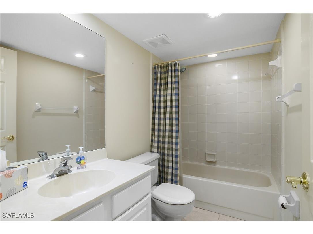 10682 Gulf Shore Drive #C102 Naples FL 34108 225072154 image25