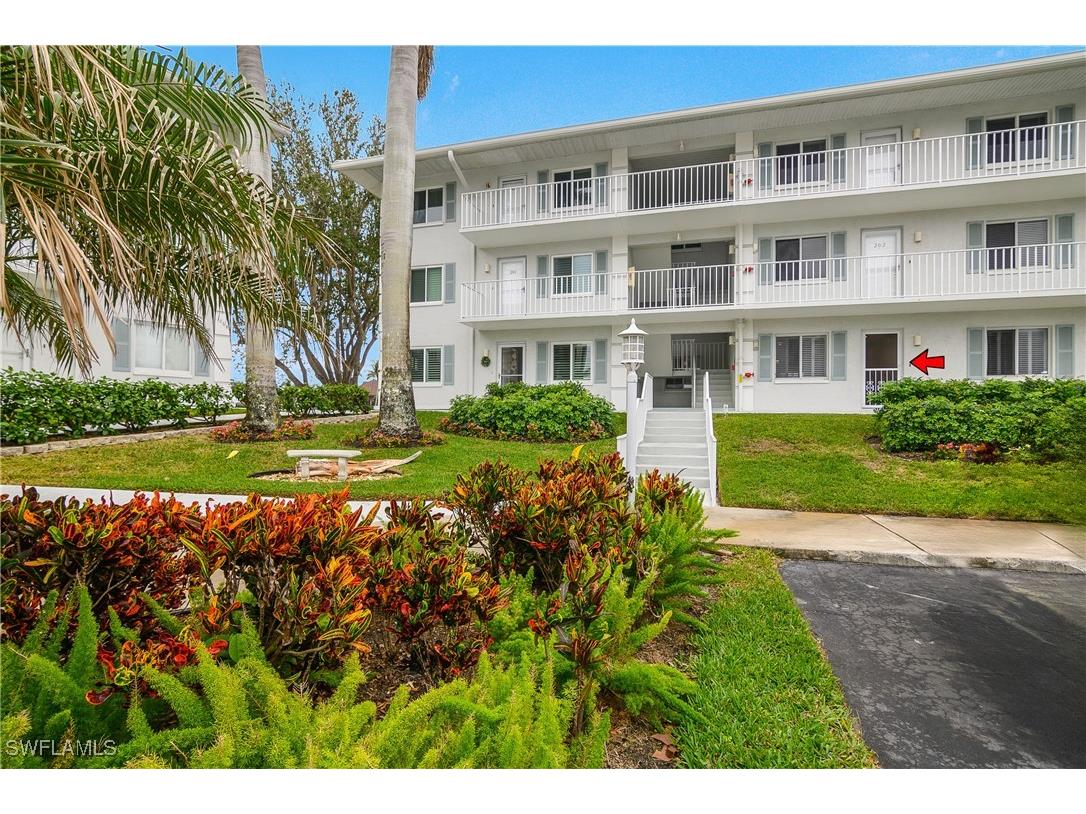 10682 Gulf Shore Drive #C102 Naples FL 34108 225072154 image3