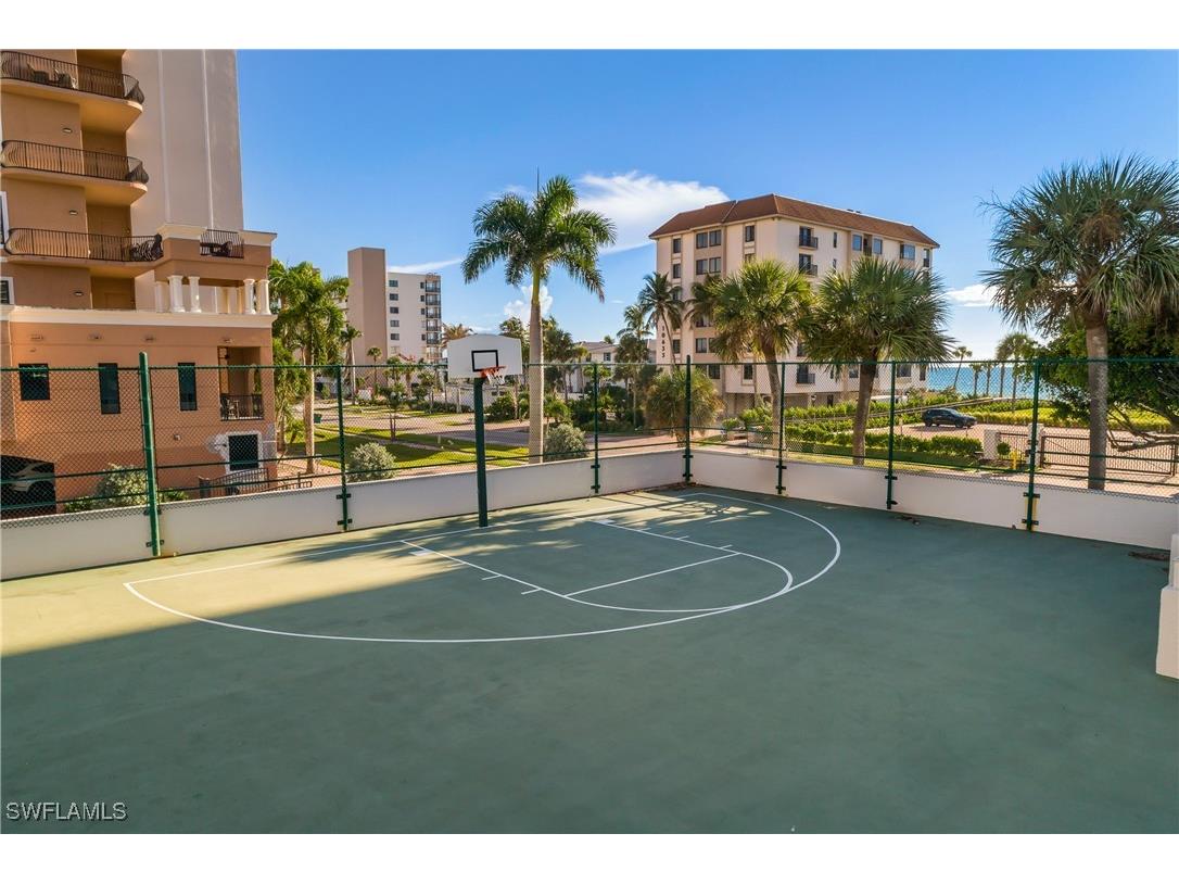 10682 Gulf Shore Drive #C102 Naples FL 34108 225072154 image32