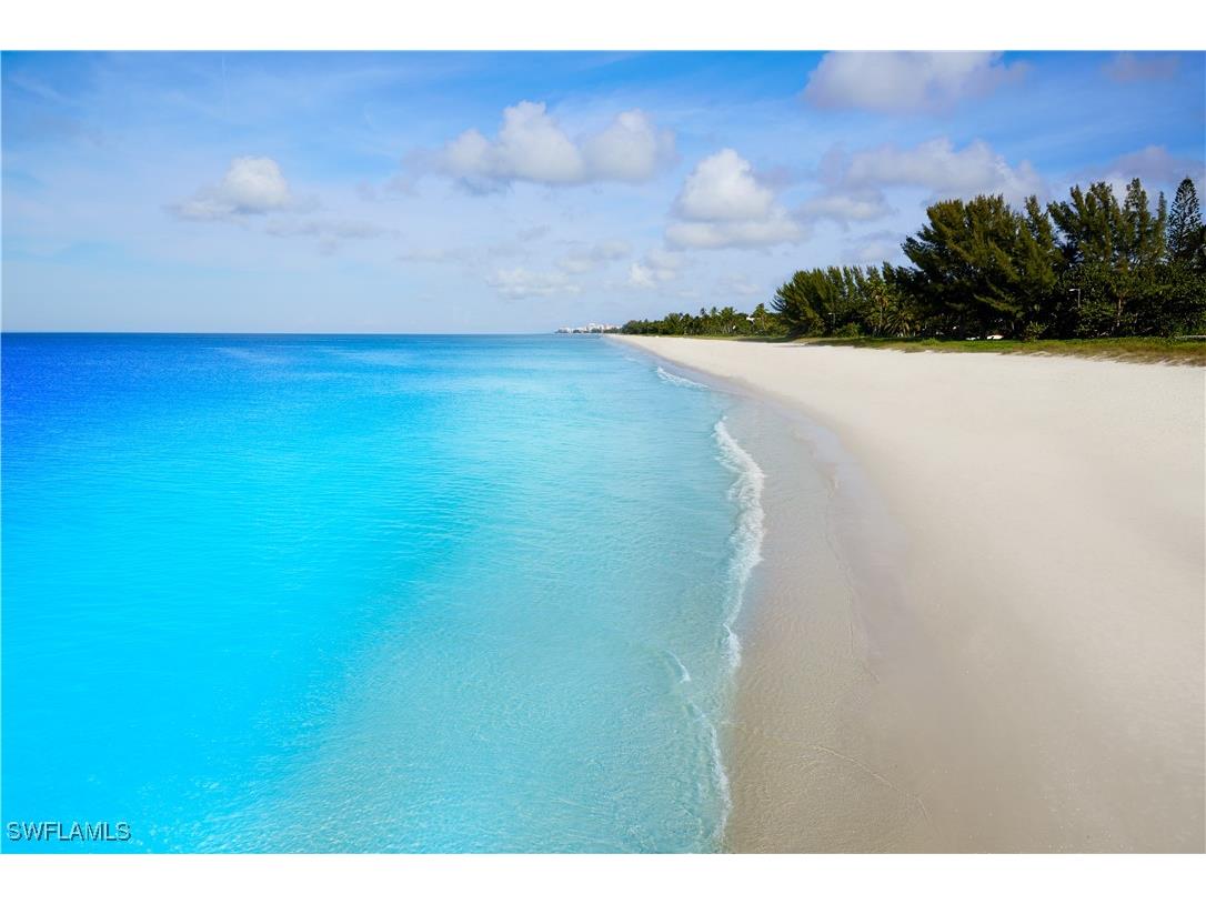 10682 Gulf Shore Drive #C102 Naples FL 34108 225072154 image34