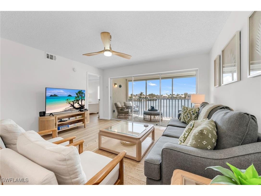 10682 Gulf Shore Drive #205 Naples FL 34108 225069917 image1