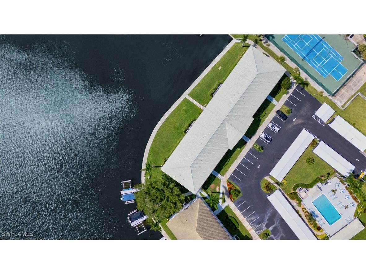 10682 Gulf Shore Drive #205 Naples FL 34108 225069917 image18