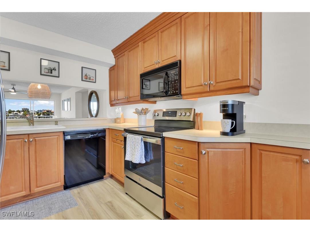 10682 Gulf Shore Drive #C205 Naples FL 34108 225080651 image12