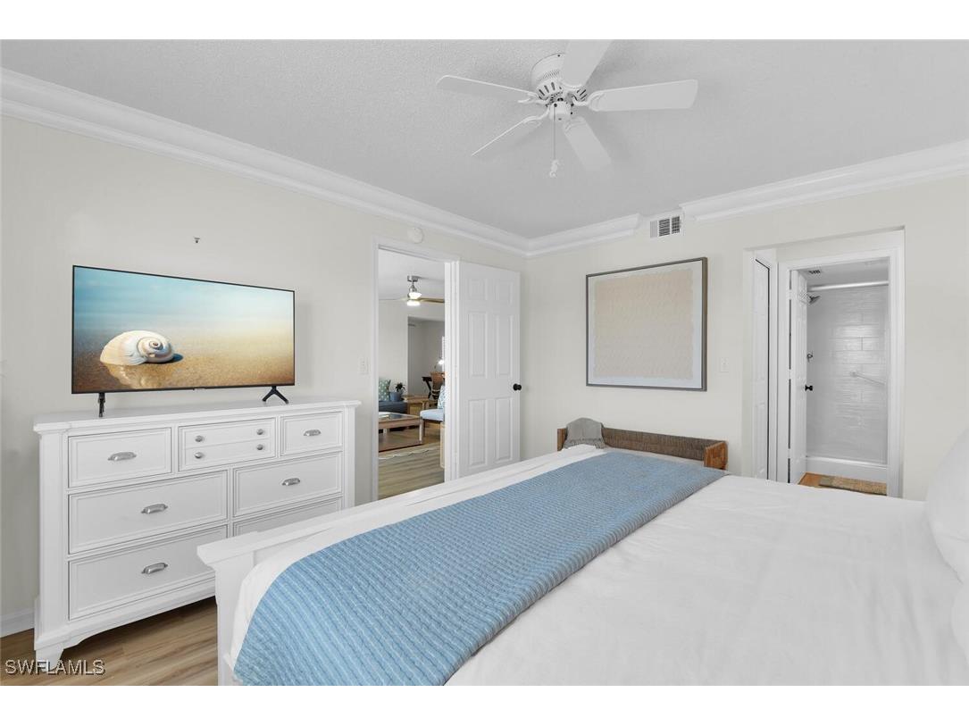 10682 Gulf Shore Drive #C205 Naples FL 34108 225080651 image17