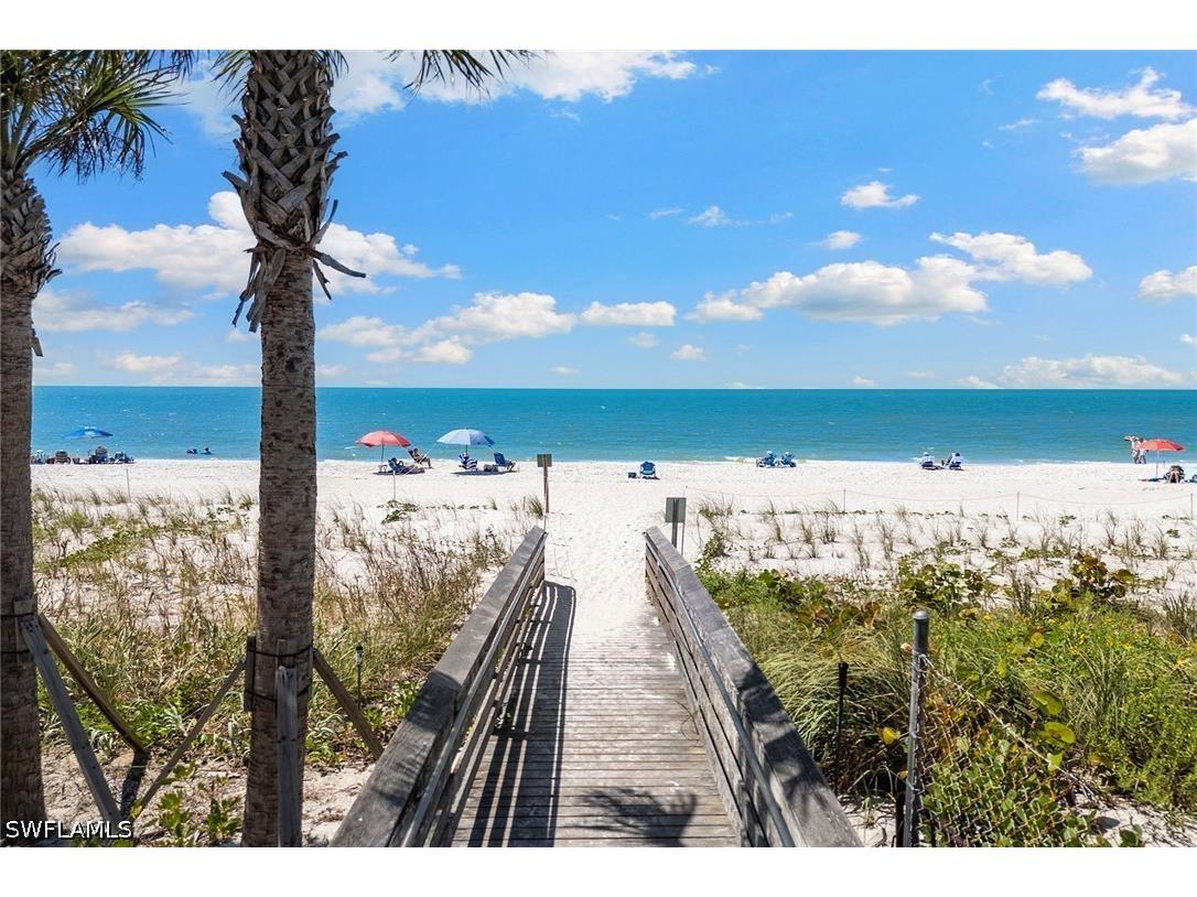 10682 Gulf Shore Drive #C305 Naples FL 34108 226010521 image46
