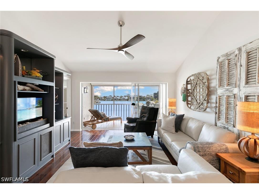 10682 Gulf Shore Drive #C305 Naples FL 34108 226010521 image5