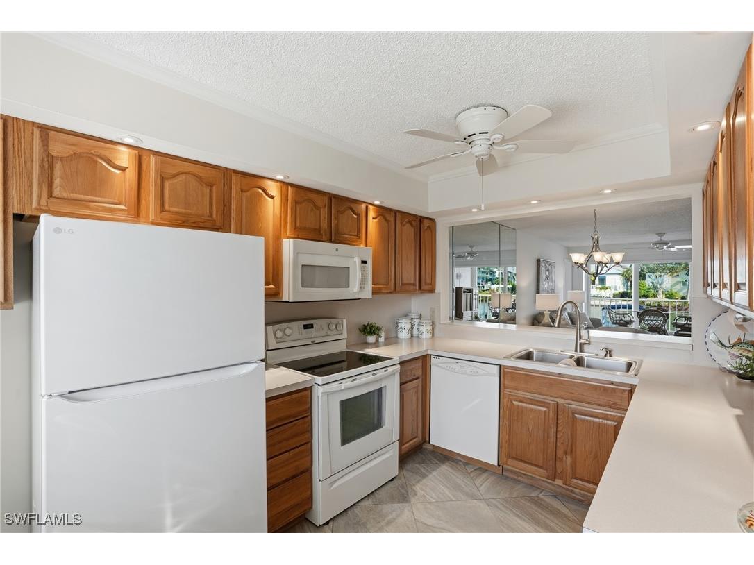 10684 Gulf Shore Drive #106B Naples FL 34108 225079950 image15