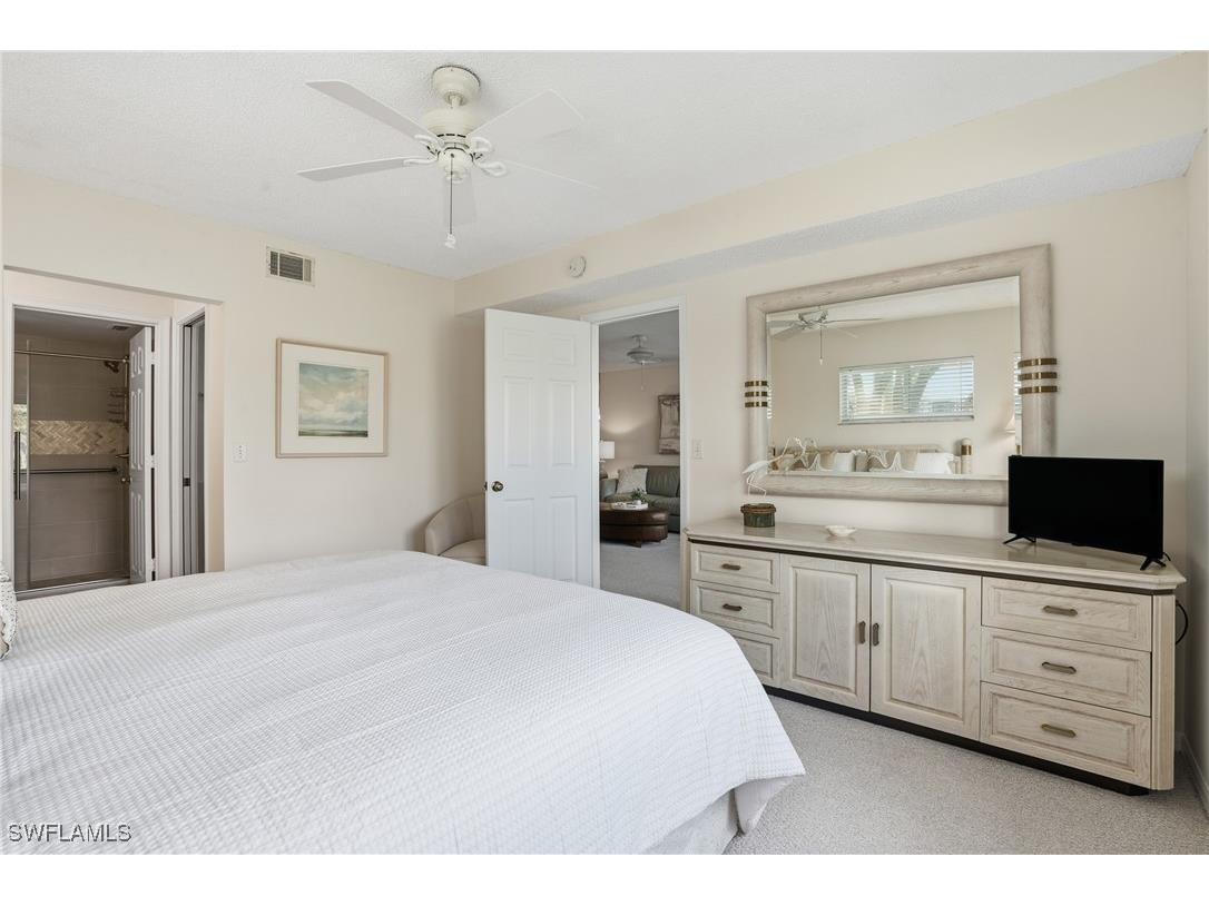 10684 Gulf Shore Drive #106B Naples FL 34108 225079950 image20