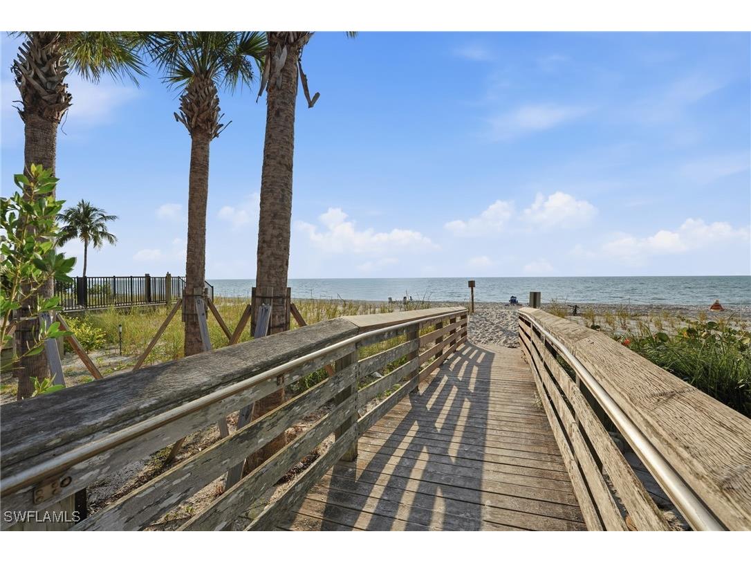 10684 Gulf Shore Drive #106B Naples FL 34108 225079950 image35