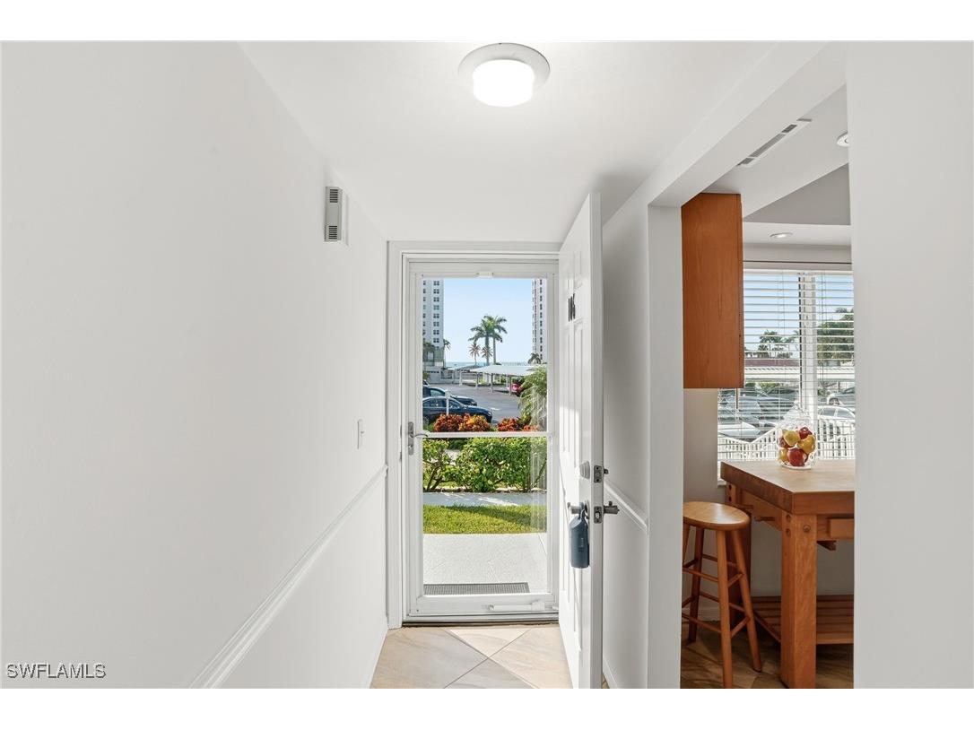 10684 Gulf Shore Drive #106B Naples FL 34108 225079950 image8