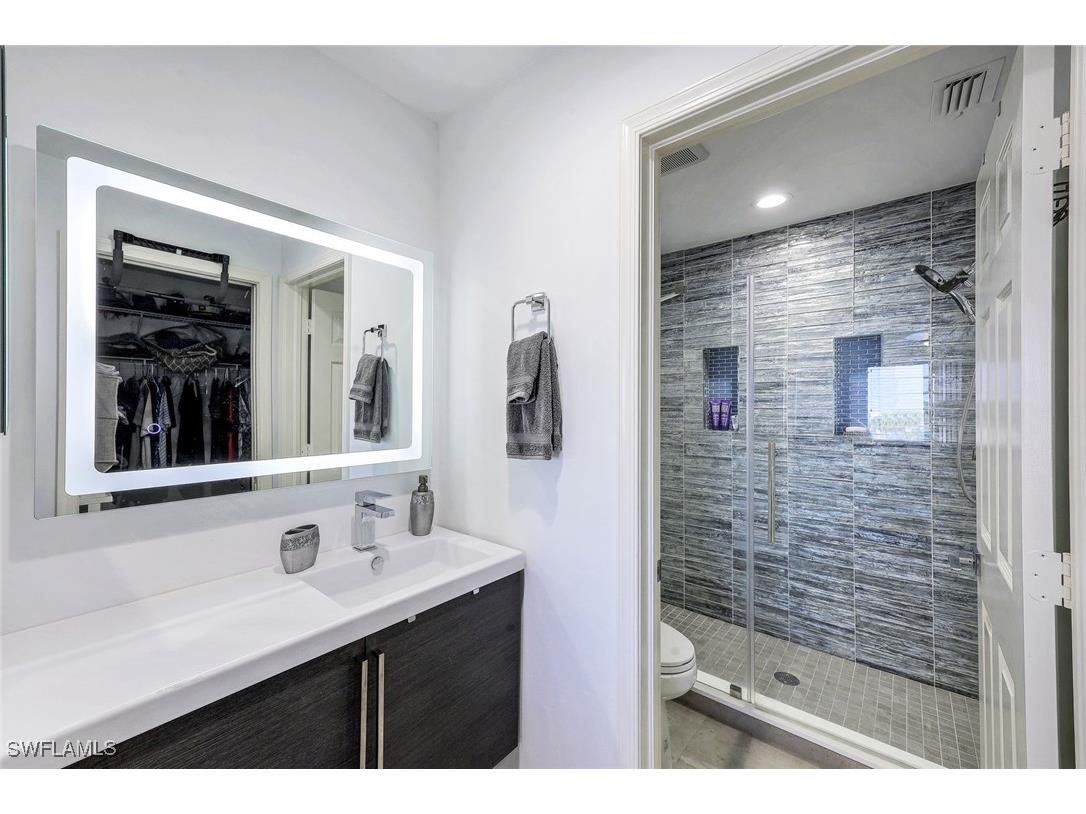 10684 Gulf Shore Drive #B-302 Naples FL 34108 225006190 image16