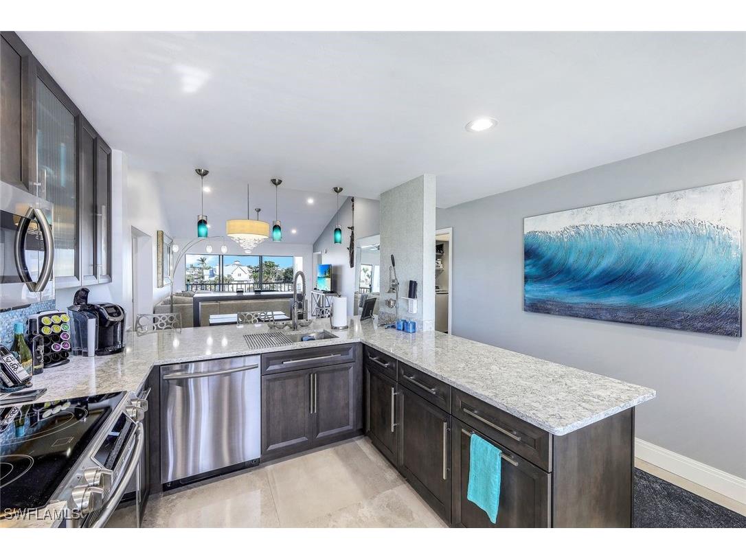 10684 Gulf Shore Drive #B-302 Naples FL 34108 225006190 image8