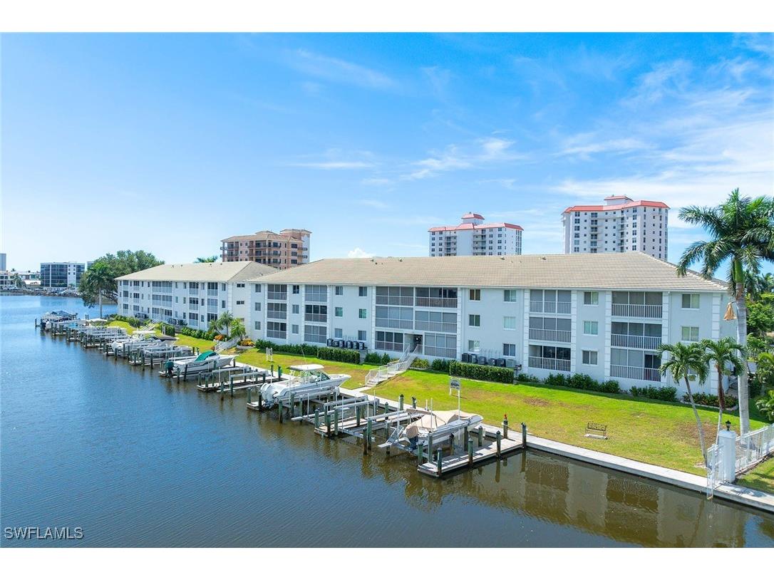 10686 Gulf Shore Drive #A-104 Naples FL 34108 225073752 image23