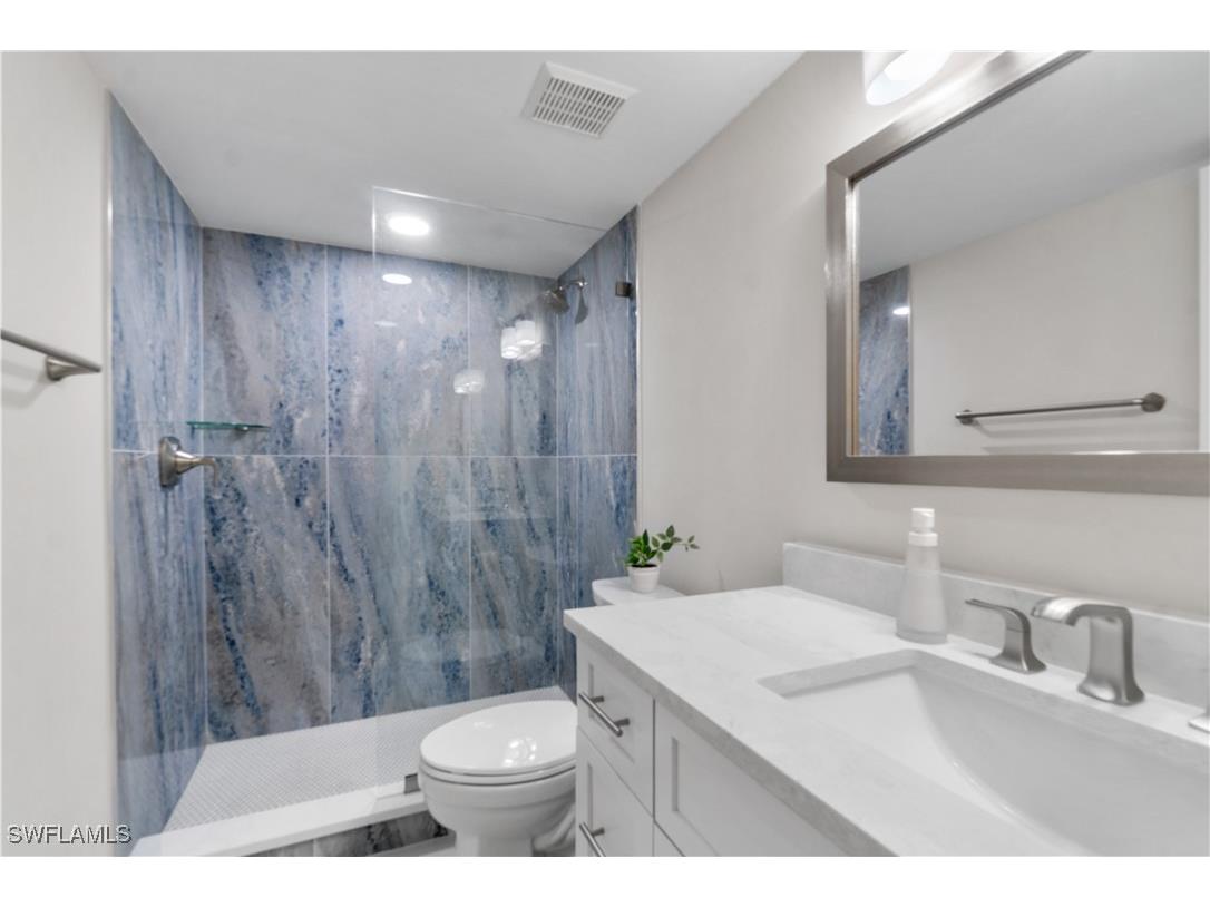 10686 Gulf Shore Drive #A105 Naples FL 34108 225069500 image10