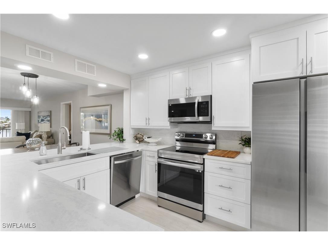 10686 Gulf Shore Drive #A105 Naples FL 34108 225069500 image5