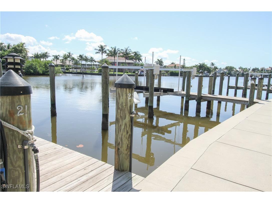 10686 Gulf Shore Drive #A302 Naples FL 34108 225072146 image17