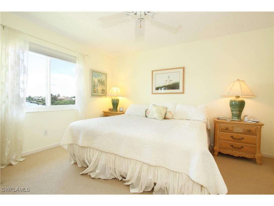 10686 Gulf Shore Drive #A302 Naples FL 34108 225072146 image8