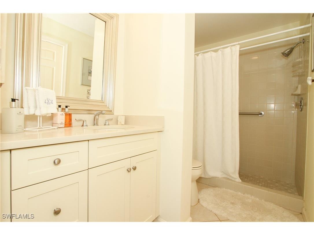 10686 Gulf Shore Drive #A302 Naples FL 34108 225072146 image9