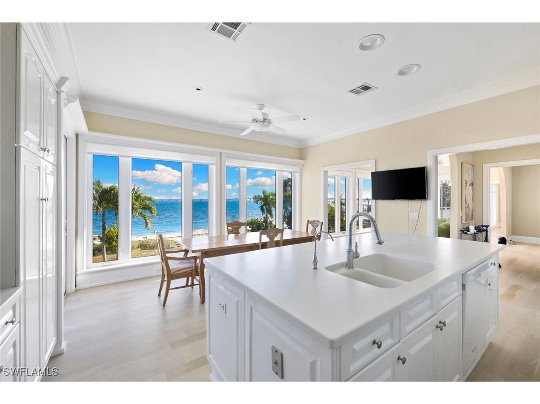 1069 Bird Lane Sanibel FL 33957 225063700 image9