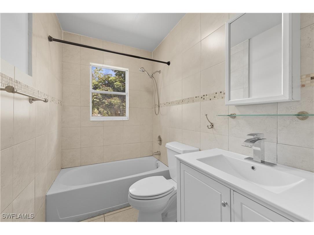 1069 Highlands Drive Naples FL 34103 225061509 image5