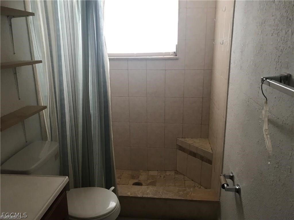 1069 Southdale Road Fort Myers FL 33919 2026007547 image4