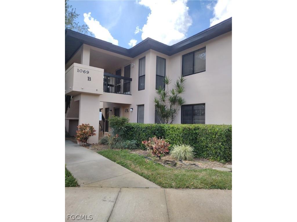 1069 Villa Drive #B103 Labelle FL 33935 2026010350 image1