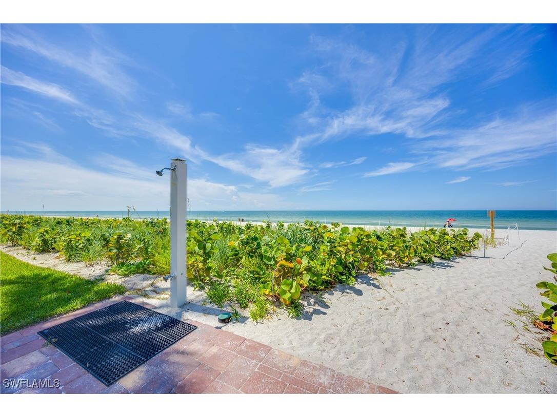 10691 Gulf Shore Drive #1201 Naples FL 34108 225071241 image48