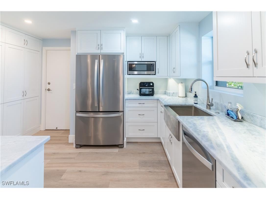 10691 Gulf Shore Drive #400 Naples FL 34108 225080595 image11